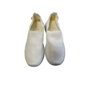 Danskin Women’s Slip On Shoes White Memory Foam Comfort Size 7.5